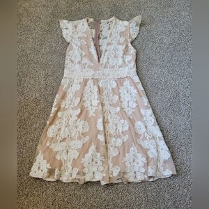 Storia Cream Embroidered  Lace  Sleeveless V-Neck A-Line Dress